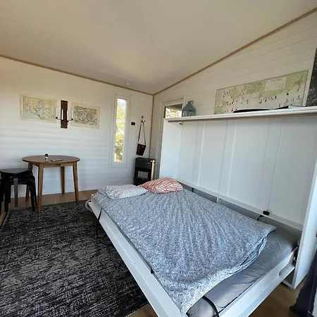 Saunamoekki Saaressa بيت خشبي بورفو